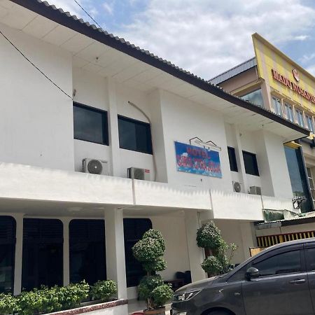 Hotel Surya Citra Jogja A Mitra Reddoorz Yogyakarta Bagian luar foto