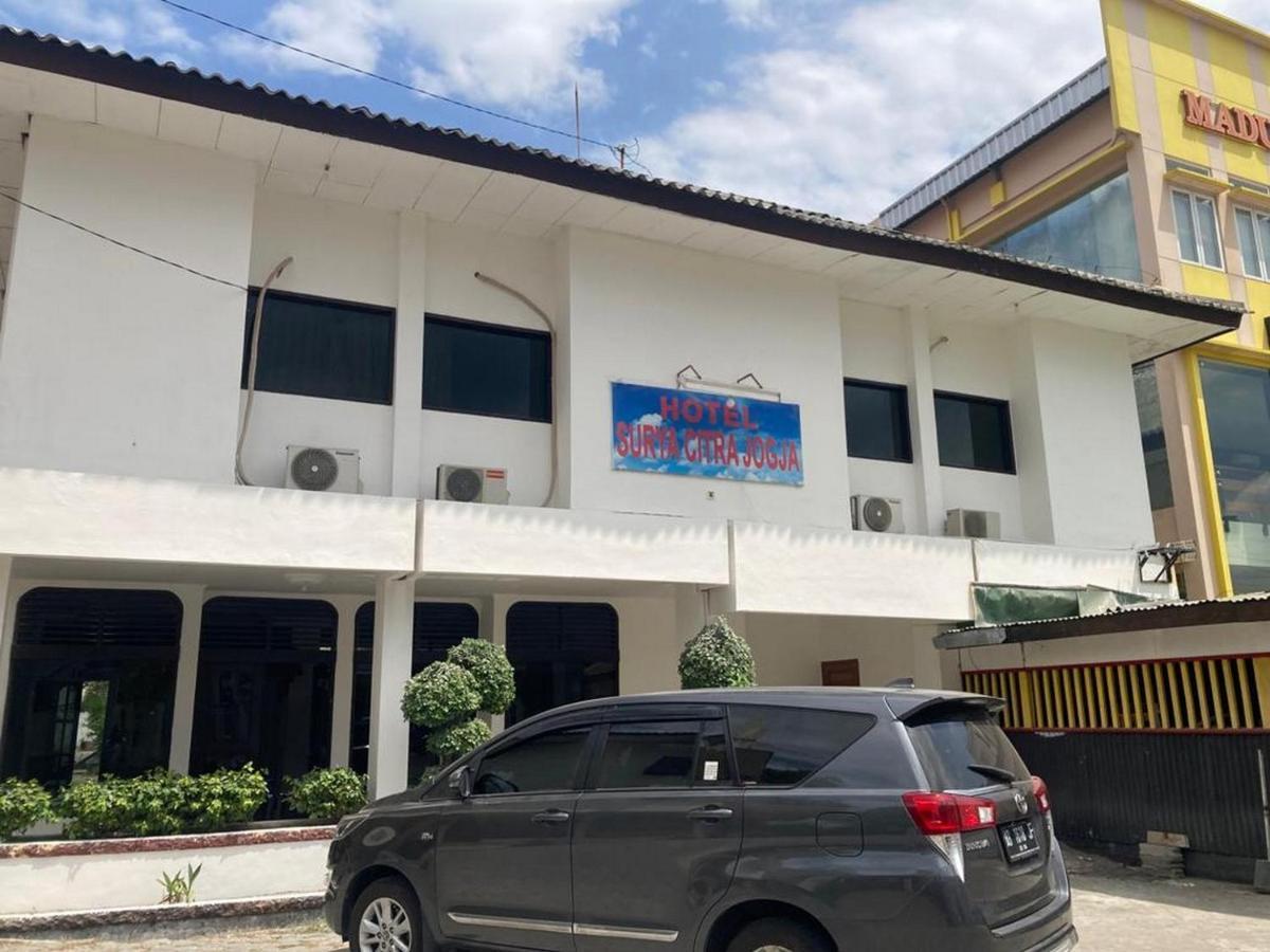 Hotel Surya Citra Jogja A Mitra Reddoorz Yogyakarta Bagian luar foto